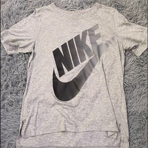 Women’s Nike T Shirt Size Small
